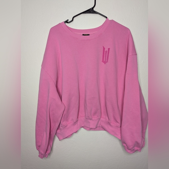 NWOT Wicked x Target Paul Tazewell Defy Gravity Crew Fleece Sweatshirt Size XL - Picture 1 of 7